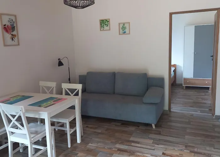 Pod Lasem Semesterbostad *